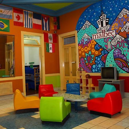 Malbec Hostel Central Мендоса Екстериор снимка