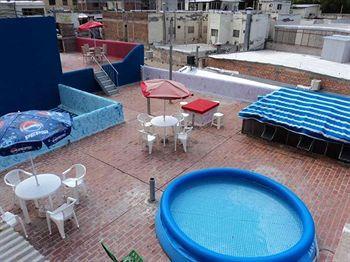 Malbec Hostel Central Мендоса Екстериор снимка
