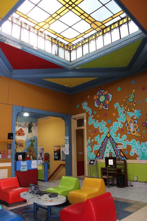 Malbec Hostel Central Мендоса Екстериор снимка
