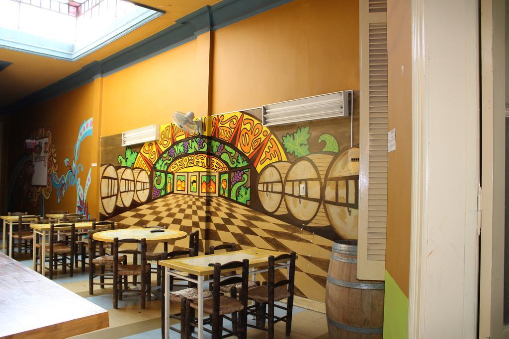 Malbec Hostel Central Мендоса Екстериор снимка