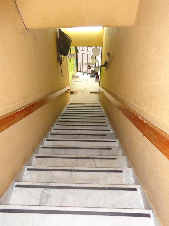 Malbec Hostel Central Мендоса Екстериор снимка